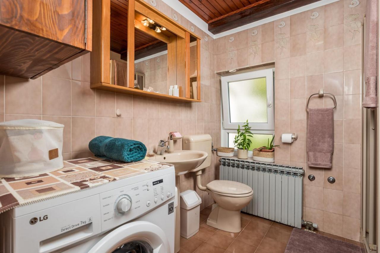 Apartment Magda With A Parking Space And Sea View Rijeka Bagian luar foto